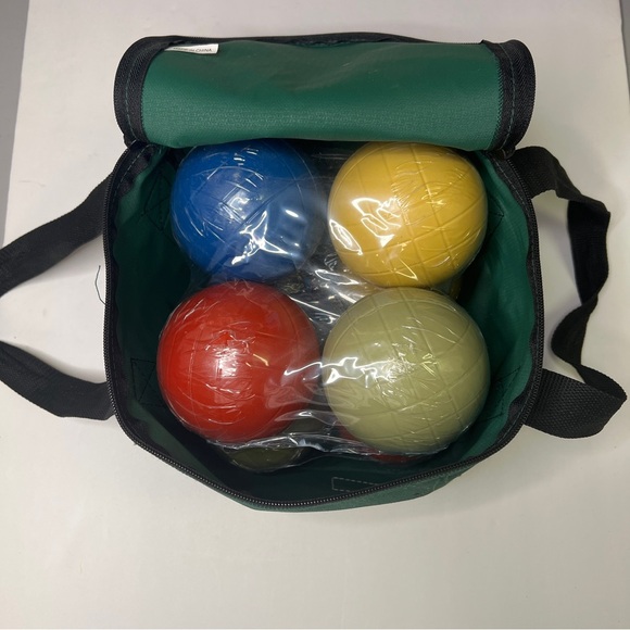 Bocce Ball Set Regulation Outdoor Family Bocce Game for Backyard Lawn New - Picture 3 of 8